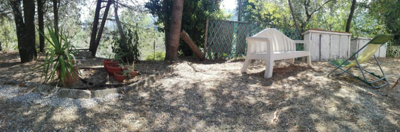Casa Nel Verde Terni Buitenkant foto
